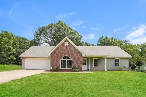 176 Lakepointe Ct, Stockbridge, GA 30281