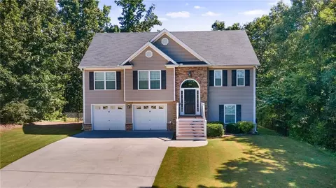 261 Luke St SW, Calhoun, GA 30701