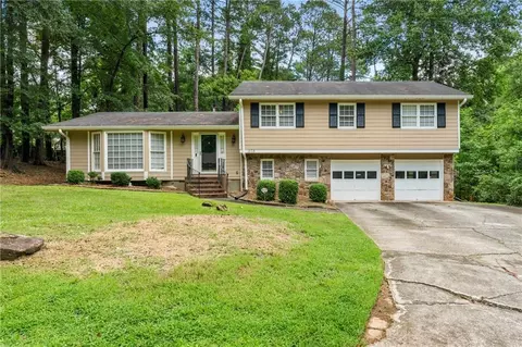 1578 Creekford Way, Stone Mountain, GA 30088