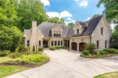 2741 Dover Rd NW, Atlanta, GA 30327