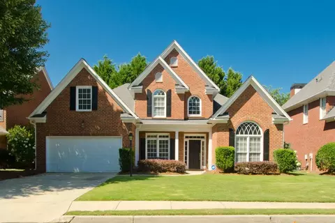 2751 Vinings Oak Dr, Atlanta, GA 30339