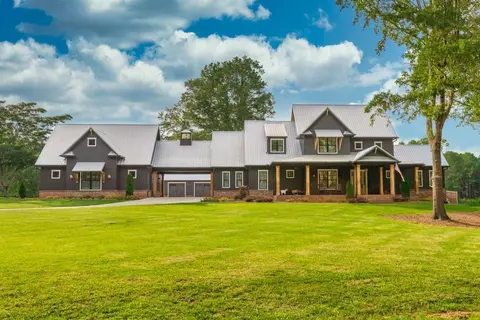 1790 Double Bridges Rd, Good Hope, GA 30641