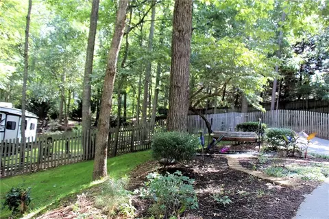 205 Eagle Valley Ct, Canton, GA 30114 photo 3