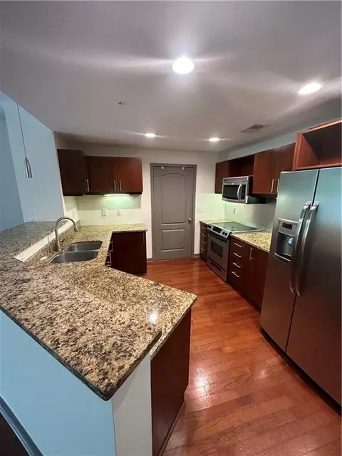 390 17th St NW #3028, Atlanta, GA 30363