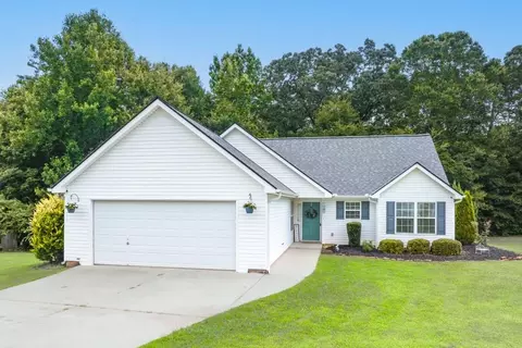 519 Stoney Creek Dr, Winder, GA 30680