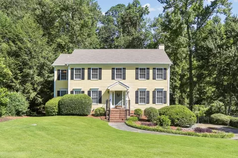 1142 Melton Dr SW, Lilburn, GA 30047