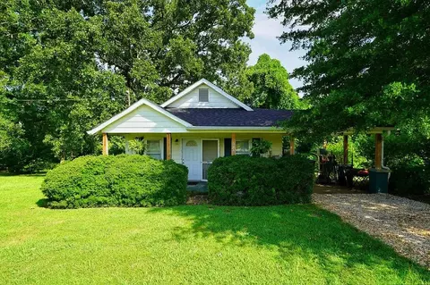 685 Highway 9 N, Dawsonville, GA 30534