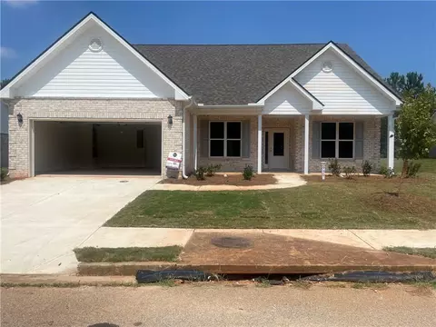 950 Park Place St, Social Circle, GA 30025
