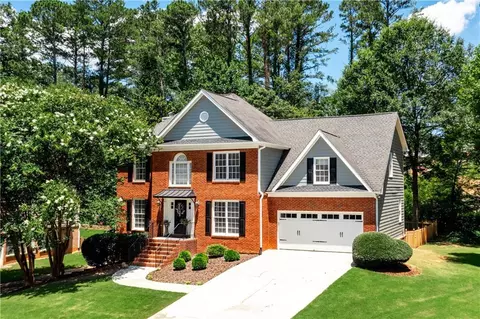 4221 Weston Dr SW, Lilburn, GA 30047