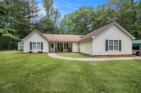 186 Cedar Ridge Rd, Locust Grove, GA 30248