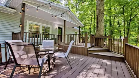 245 Price Ln, Dahlonega, GA 30533