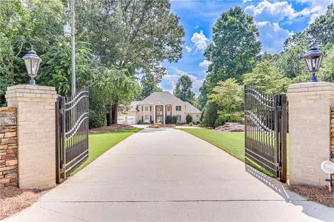 4129 Cherokee Trl, Gainesville, GA 30504