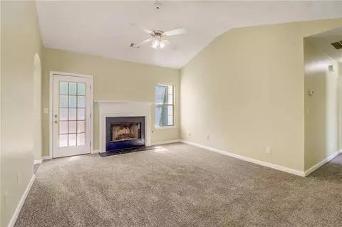 2017 Owens Trl, Rex, GA 30273 photo 6