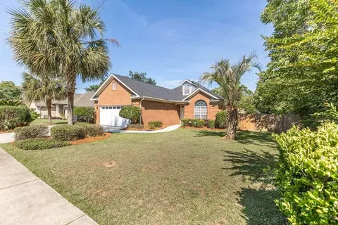 200 Carrington Ln, Centerville, GA 31028