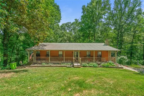 888 Stover Rd, Canton, GA 30115