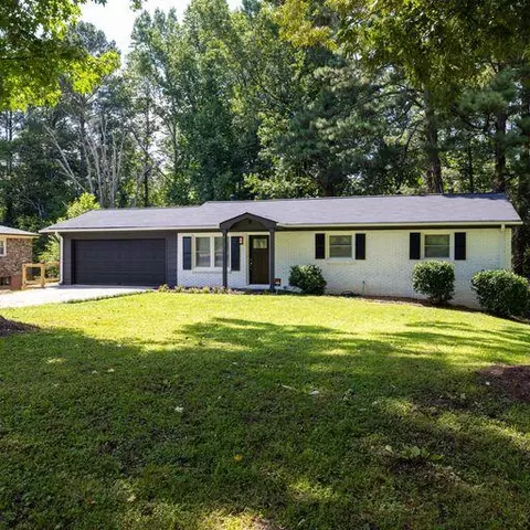 4136 Rocky Face Dr, Douglasville, GA 30135