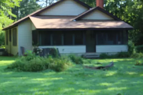 6209 Lights Ferry Rd, Flowery Branch, GA 30542