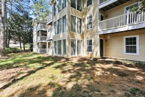 1501 Augusta Dr SE, Marietta, GA 30067