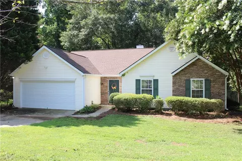 1024 Crestworth Xing, Powder Springs, GA 30127