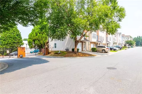632 Plaza Park Walk #6, Kennesaw, GA 30144