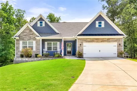1411 Shadowstone Dr, Winder, GA 30680