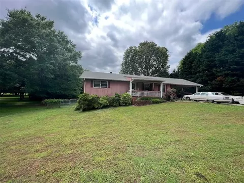 44 Colleen Karen Rd SW, Euharlee, GA 30120