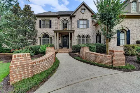 5410 Laurel Oak Dr, Suwanee, GA 30024