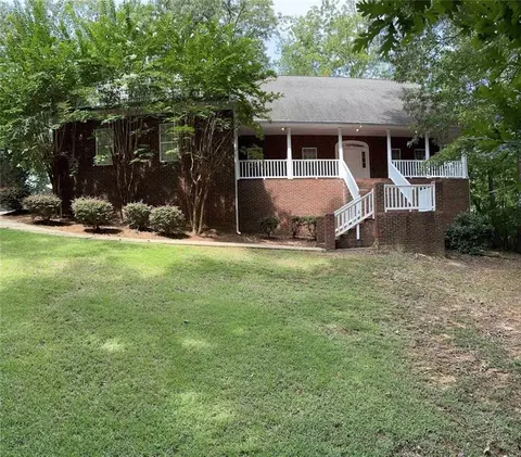 24 Westover Dr SW, Rome, GA 30165