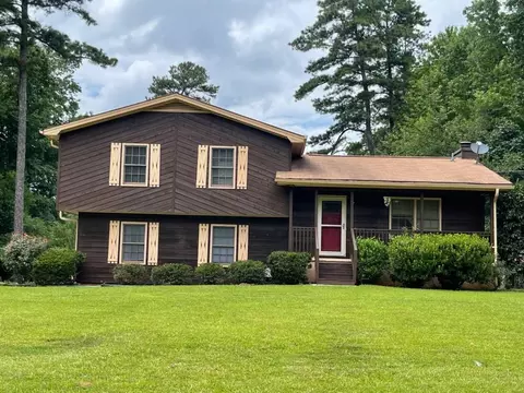 3435 Twin Village Ln, Snellville, GA 30039