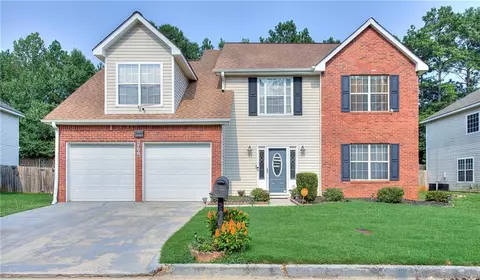 2964 Hampton Club Way, Lithonia, GA 30038