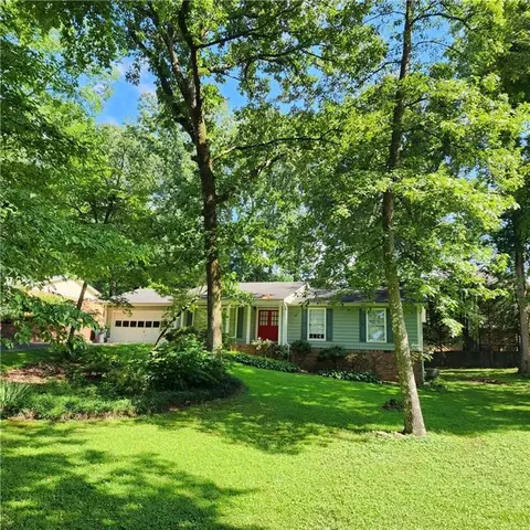 1614 S Ridge Dr, Marietta, GA 30066