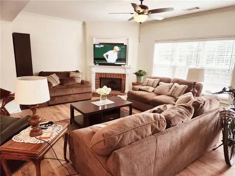 2075 Pine Tree Dr #E4, Buford, GA 30518 photo 5