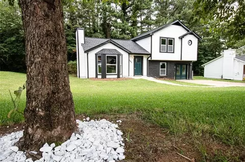 2457 Corner Shoals Dr, Decatur, GA 30034