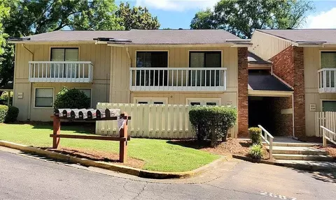 2581 Stoney Creek Rd SE, Marietta, GA 30067