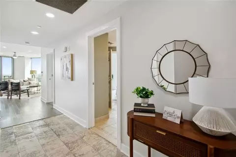 700 Park Regency Pl NE #1502, Atlanta, GA 30326