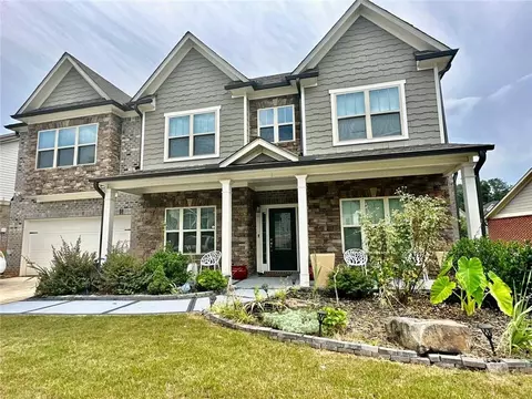 4911 Woodland Pass Cir, Stone Mountain, GA 30087