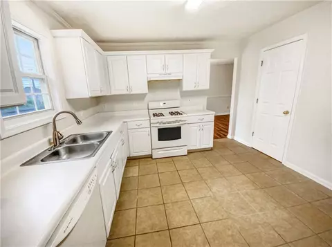 309 Darnell Ct, Hampton, GA 30228 photo 9