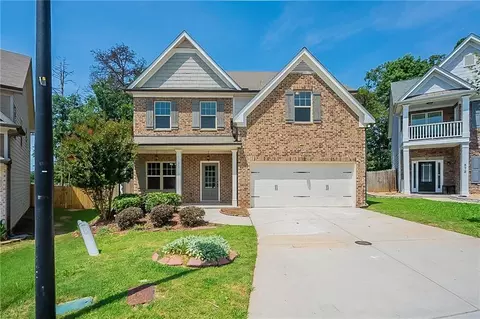 562 Lynnfield Dr, Lawrenceville, GA 30045