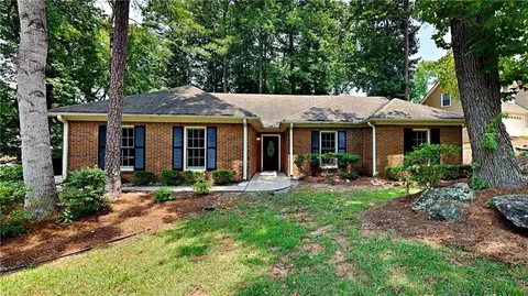 1147 W Mill Dr NW, Kennesaw, GA 30152