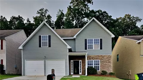 2440 Quincy Loop #11, Fairburn, GA 30213
