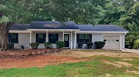 936 Curry Cir SE, Conyers, GA 30094