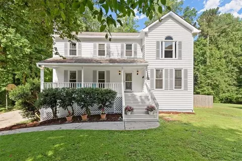 201 Crabapple Ct, Powder Springs, GA 30127