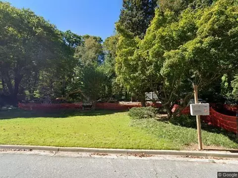 3660 Haddon Hall Rd NW, Atlanta, GA 30327