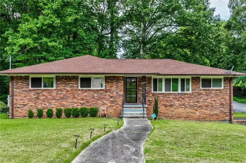 2684 Riggs Dr, East Point, GA 30344