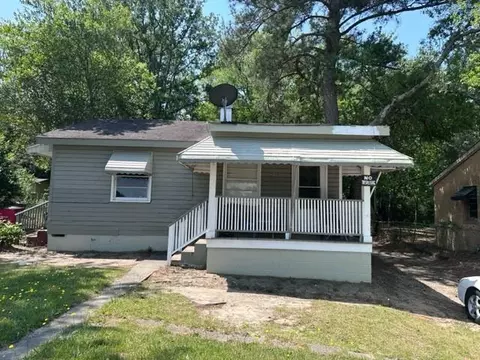 3046 Hillcrest Ave, Macon, GA 31204