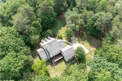 965 Cowart Mountain Trl, Waleska, GA 30183
