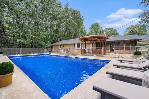 374 Wynn Dr, Hampton, GA 30228 photo 6