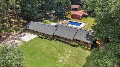 374 Wynn Dr, Hampton, GA 30228 photo 4