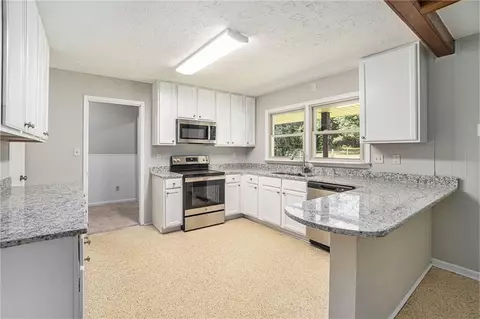 374 Wynn Dr, Hampton, GA 30228 photo 11