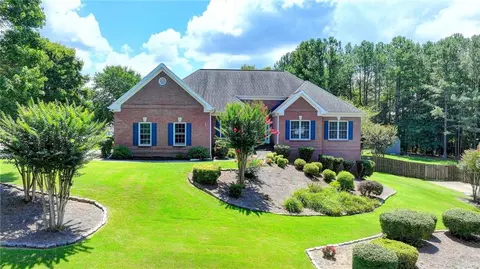 3713 Elinburg Cove Trl, Buford, GA 30519
